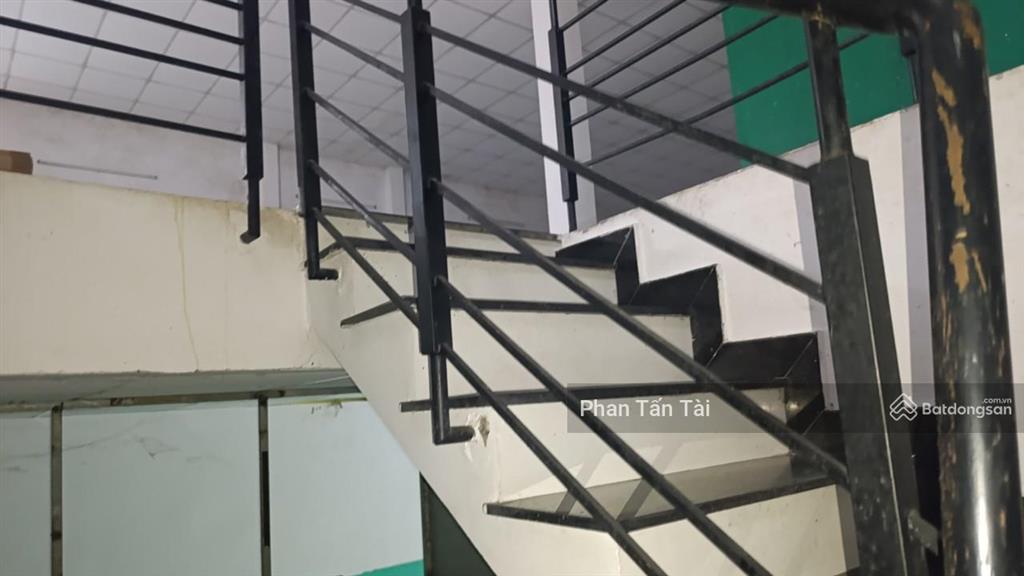 Bán 11,95 tỷ nhà ở đa năng + đất rộng 559m2 mặt tiền lô 2, lê minh xuân song hành với trần văn giàu
