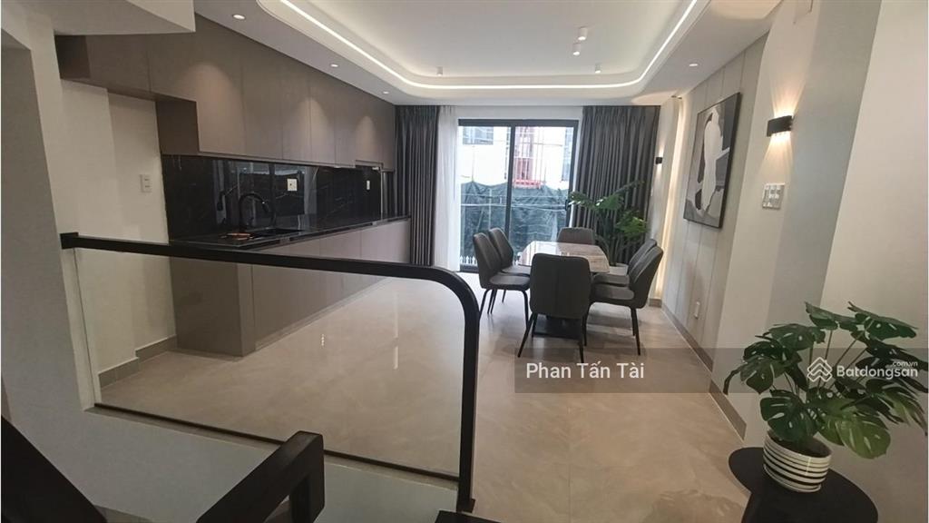 Nhà mới hc đủ 4 tầng+lửng+gara ô tô đường mã lò cận khu tên lửa, tặng nội thất xịn, bán dưới bảy tỷ