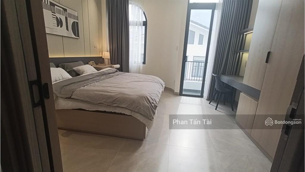 Nhà mới hc đủ 4 tầng+lửng+gara ô tô đường mã lò cận khu tên lửa, tặng nội thất xịn, bán dưới bảy tỷ