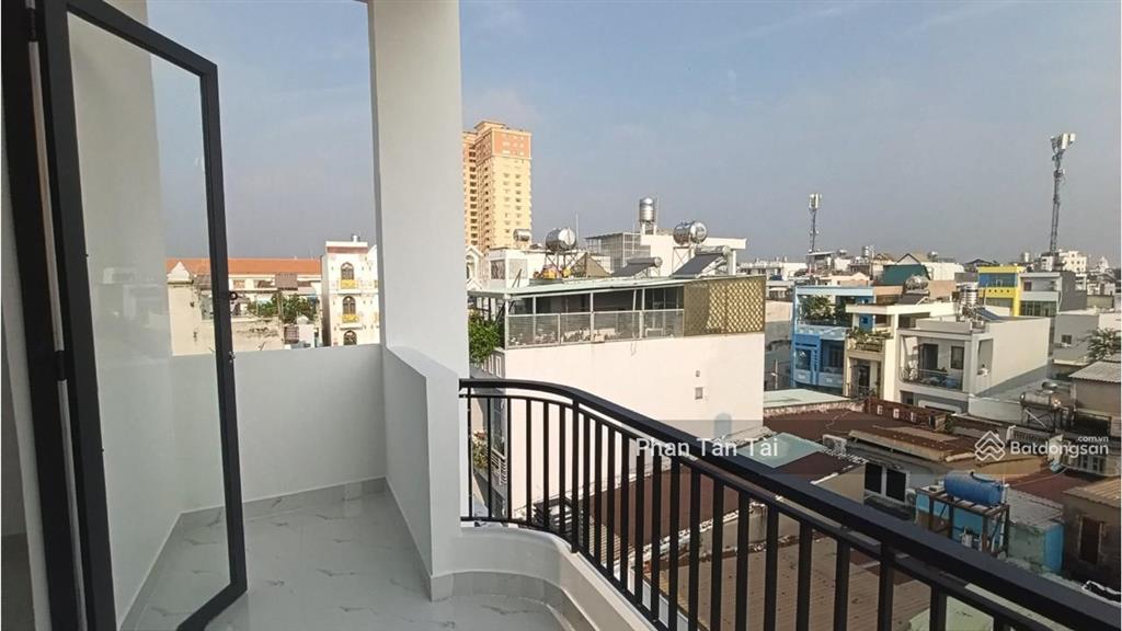 Nhà mới 4 tầng, ô tô thông 2 hướng ra gò xoài ở giữa lê văn quới và tân kỳ tân quý, tl khung 5,7 tỷ