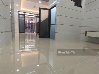 Nhà mới 4 tầng, ô tô thông 2 hướng ra gò xoài ở giữa lê văn quới và tân kỳ tân quý, tl khung 5,7 tỷ