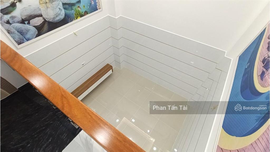 Nhà mới 4 tầng, ô tô thông 2 hướng ra gò xoài ở giữa lê văn quới và tân kỳ tân quý, tl khung 5,7 tỷ