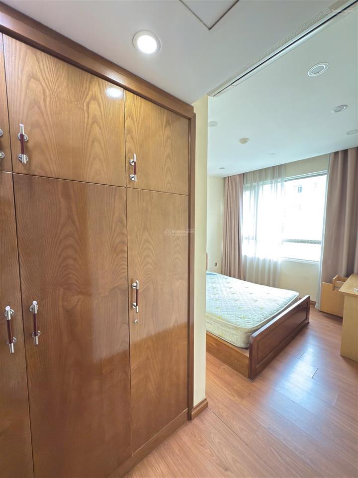 Cho thuê căn hộ 3pn 170m2 mandarin hmg giá 30tr.  0903 296 ***