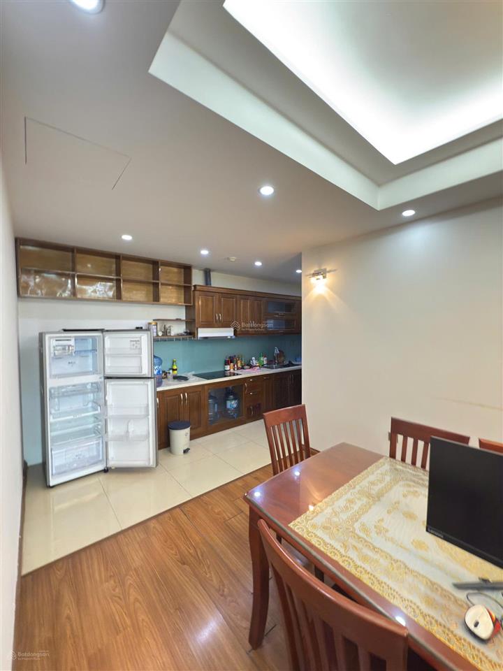 Cho thuê căn hộ 3pn 170m2 mandarin hmg giá 30tr.  0903 296 ***