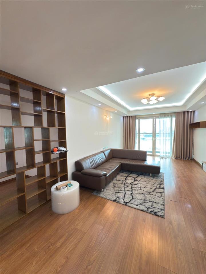 Cho thuê căn hộ 3pn 170m2 mandarin hmg giá 30tr.  0903 296 ***