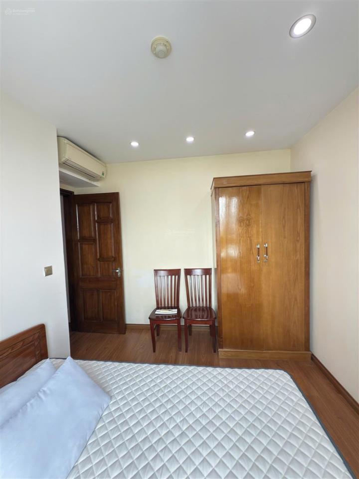 Cho thuê căn hộ 3pn 170m2 mandarin hmg giá 30tr.  0903 296 ***