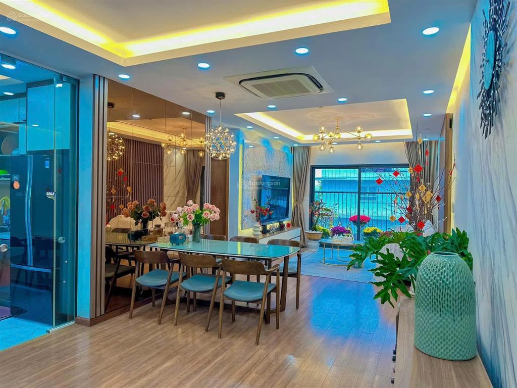 Căn hộ cc golden west cho thuê giá hợp lý.  0903 296 ***