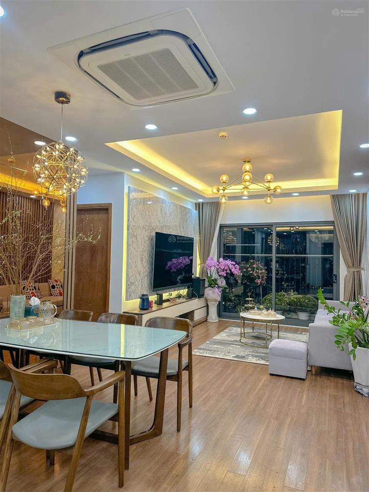 Căn hộ cc golden west cho thuê giá hợp lý.  0903 296 ***
