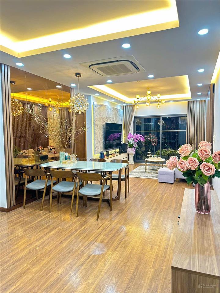 Căn hộ cc golden west cho thuê giá hợp lý.  0903 296 ***
