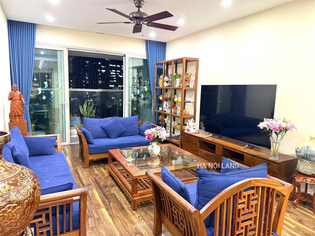 Cho thuê cc 3pn, 2wc, 170m2 tại mandarin garden, cầu giấy, 35 triệu vnd.  0903 296 ***