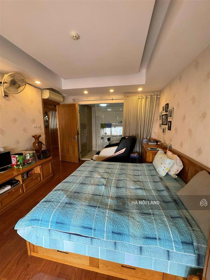 Cho thuê cc 3pn 2wc tại n04  kđt đông nam trần duy hưng, 25 triệu, 130m2.  0903 296 ***