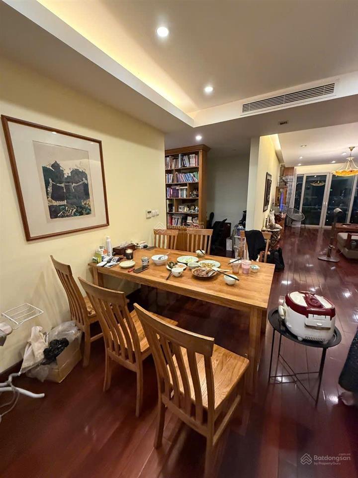 Cho thuê cc 3pn, 2wc, 150m2 tại mandarin garden, 27 triệu vnd.  0903 296 ***