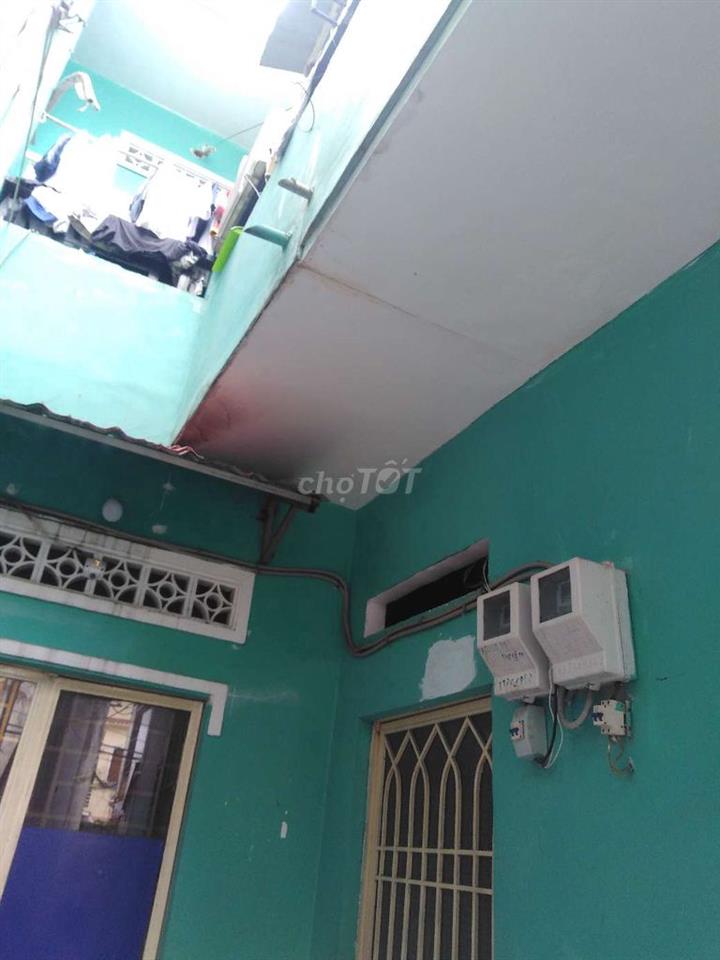 Nhà cho thuê 3.7T. Nguyên căn 1 trệt+ 1 lầu. Giá sinh viên
