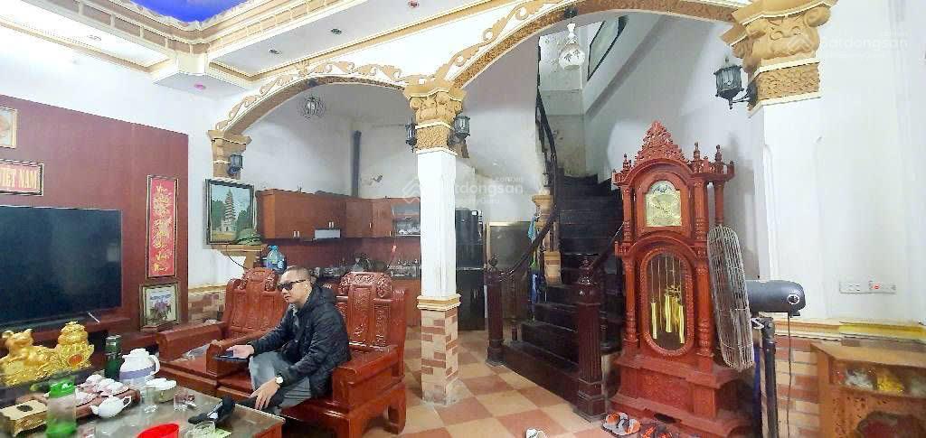 Bán nhà 4 tầng nguyễn khoái, dân xây chắc chắn, vị trí rất đẹp. 65m2 giá chỉ 9,4 tỷ