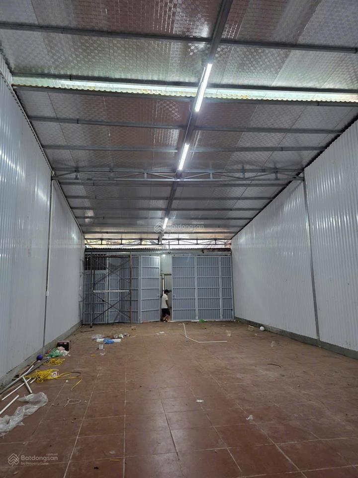 Cho thuê xưởng mặt đường tựu liệt, mặt tiền 7,2m, 144m2, vị trí đẹp, ô tô tránh