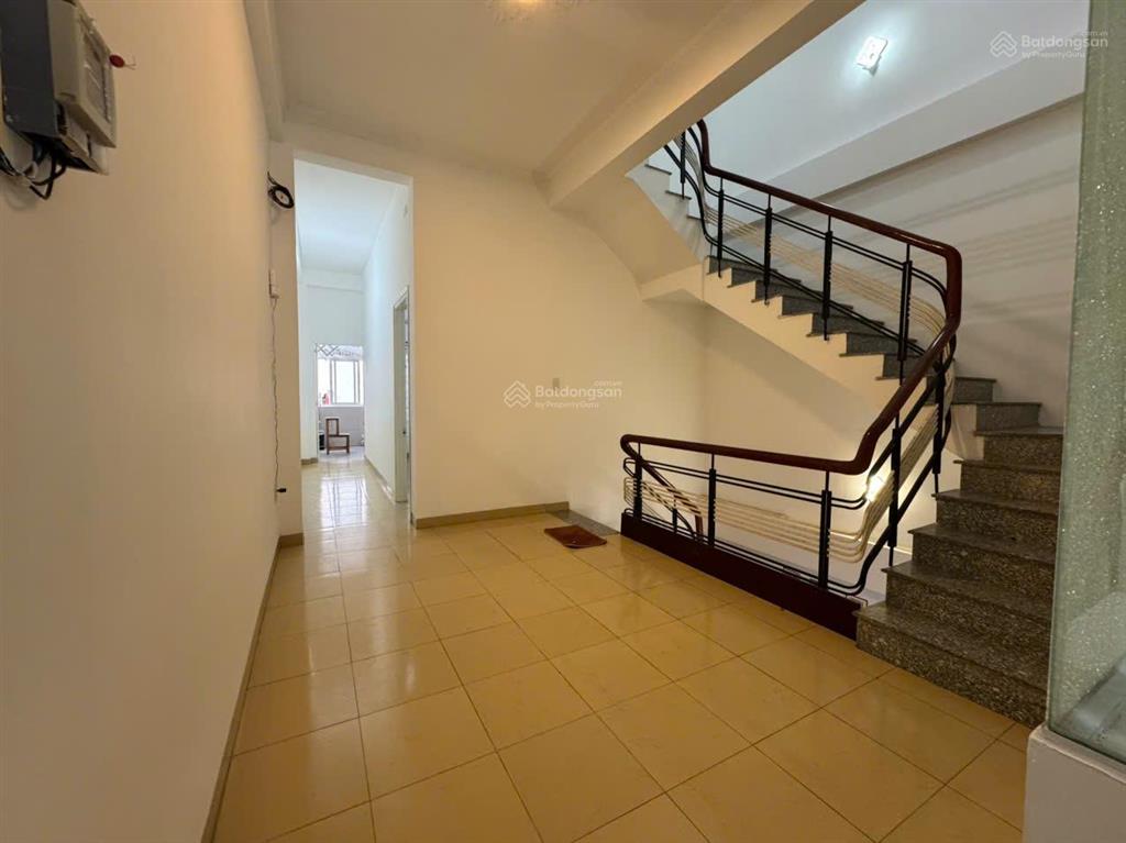 Bán nhà 3 tầng 114m2 đường thế lữ  cách biển mân thái 5 phút  khu dân trí cao