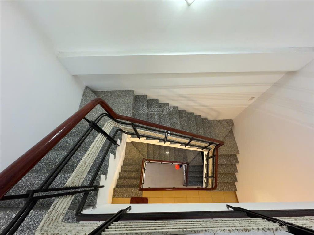 Bán nhà 3 tầng 114m2 đường thế lữ  cách biển mân thái 5 phút  khu dân trí cao