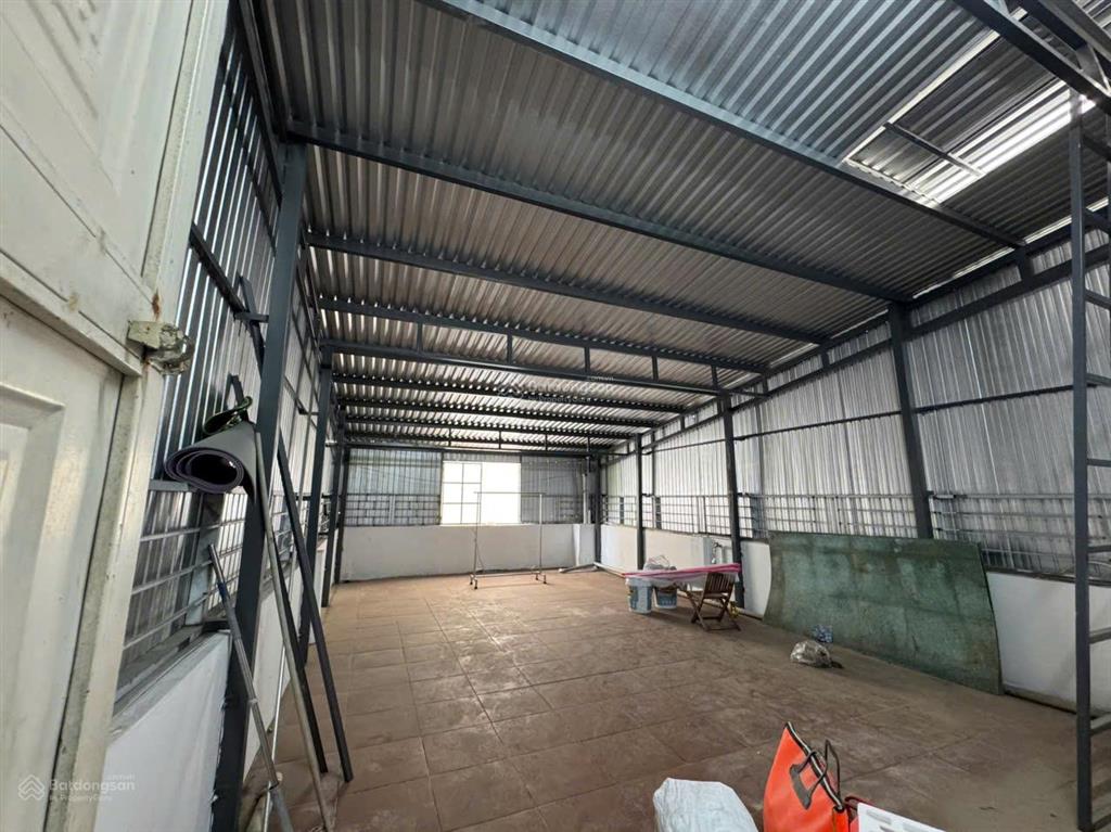 Bán nhà 3 tầng 114m2 đường thế lữ  cách biển mân thái 5 phút  khu dân trí cao