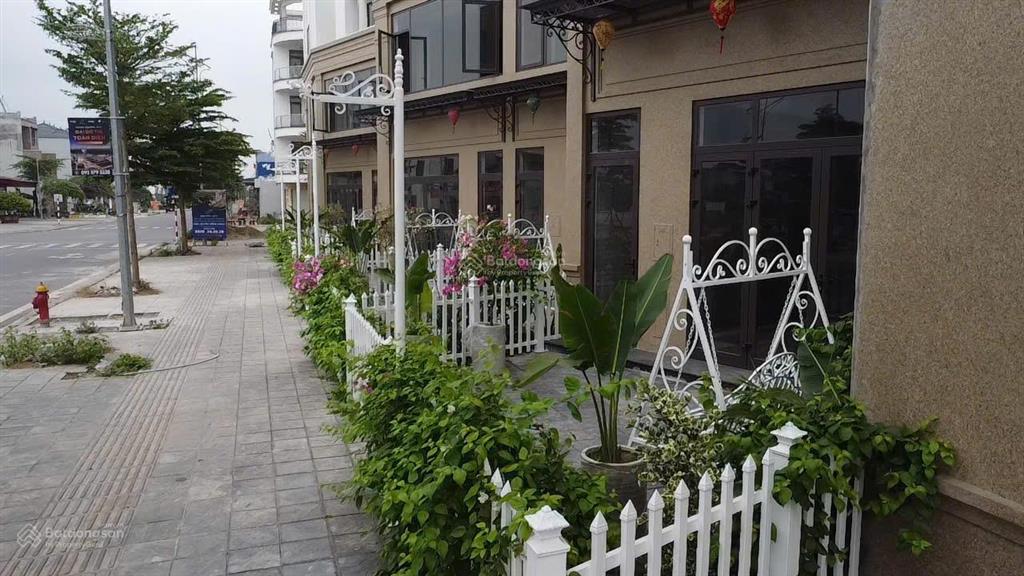 Với 3,5 tỷ, thách thức hay cơ hội khi đầu tư bđs cạnh hồ 18ha quảng trường vạn xuân thái nguyên?