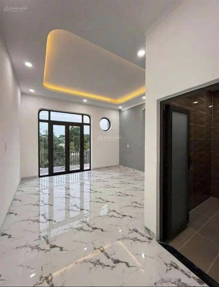 Nhà lầu mới xây ngay trung tâm phường tân triều  giá chỉ 1 tỷ 950 triệu  dt 5x23