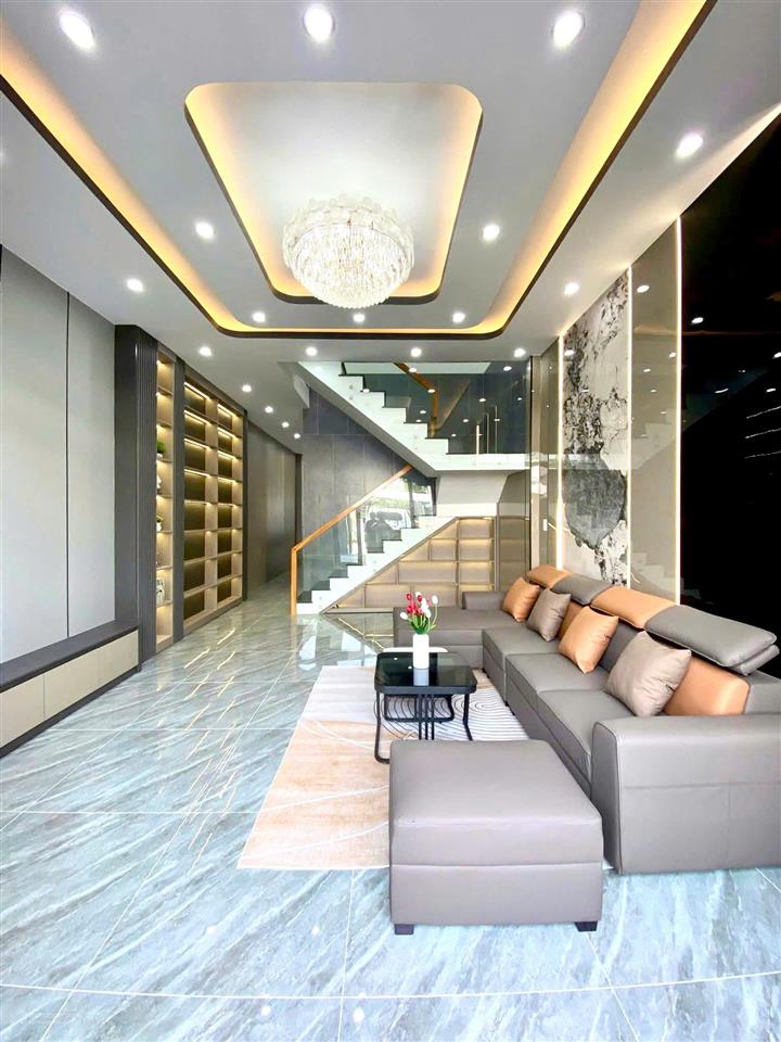 Ngay bệnh viện da liễu đồng nai 5x21m, nhà xây cho con trai ở, giờ chuyển công tác nên bán gấp