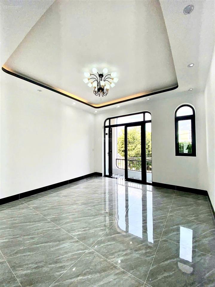 Ngay bệnh viện da liễu đồng nai 5x21m, nhà xây cho con trai ở, giờ chuyển công tác nên bán gấp