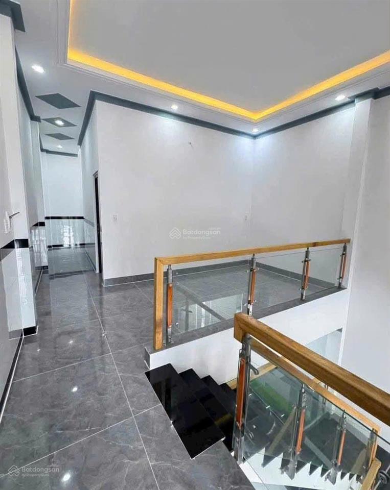 Nhà lầu mới xây ngay trung tâm phường tân triều  giá chỉ 1 tỷ 690 triệu  dt 5x23m