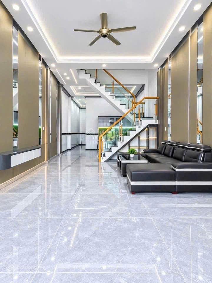 Nhà lầu mới xây ngay trung tâm phường tân triều  giá chỉ 1 tỷ 690 triệu  dt 5x23m