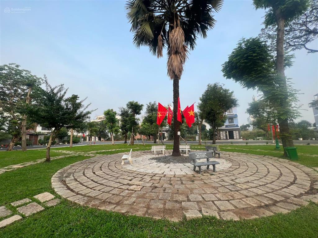 Bán lô đất 120m2 kdc hưng phú thông liên phường q9 đường 15m giá 90tr/m2
