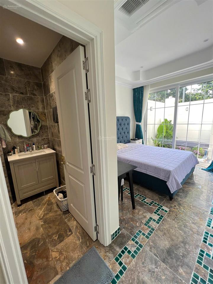 Cho thuê biệt thự 300m có thang máy full nội thất kdc liên phường quận 9 giá 55tr/tháng