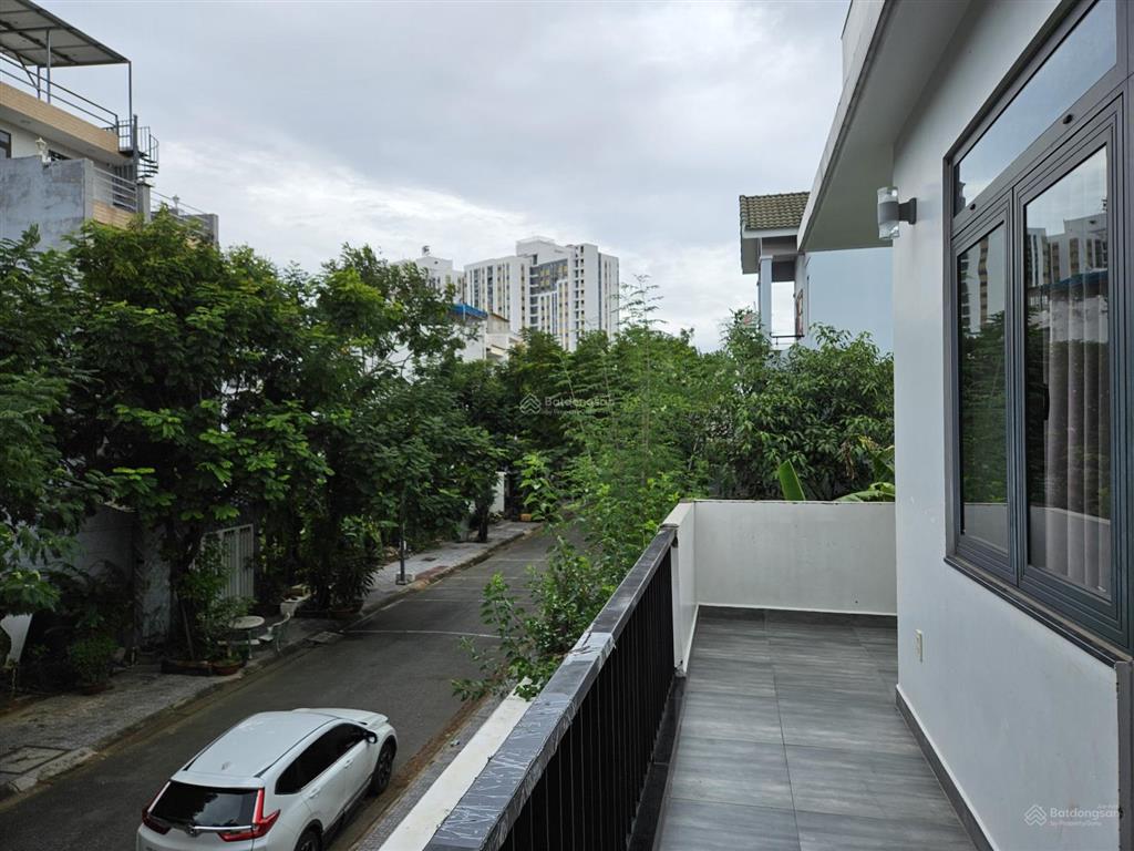 Bán biệt thự khu dân cư hưng phú thông liên phường quận 9 giá 25,6 tỷ