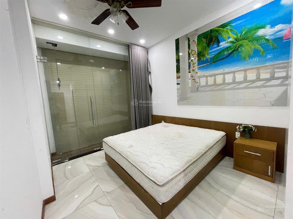 Cho thuê nhà có sân vườn 148m2 full nội thất giá 23tr/tháng
