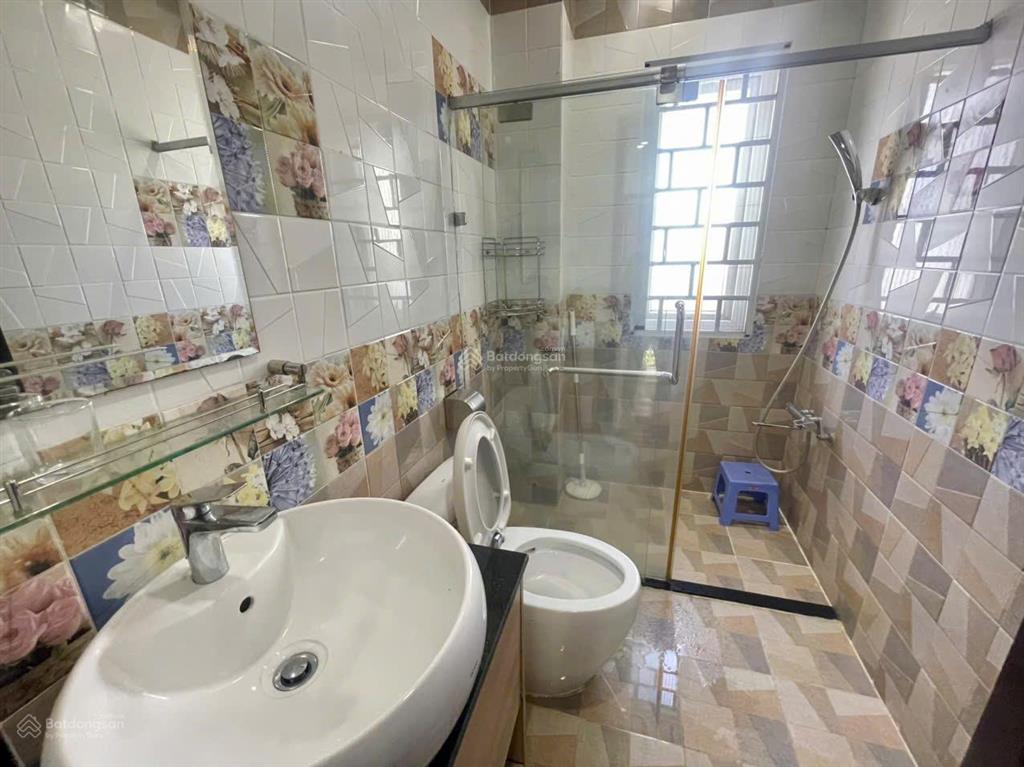 Cho thuê nhà có sân vườn 148m2 full nội thất giá 23tr/tháng