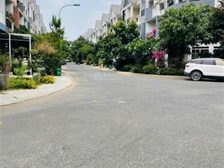 Bán biệt thự liền kề kdc sở văn hóa thông tin, đường liên phường, quận 9.  0981