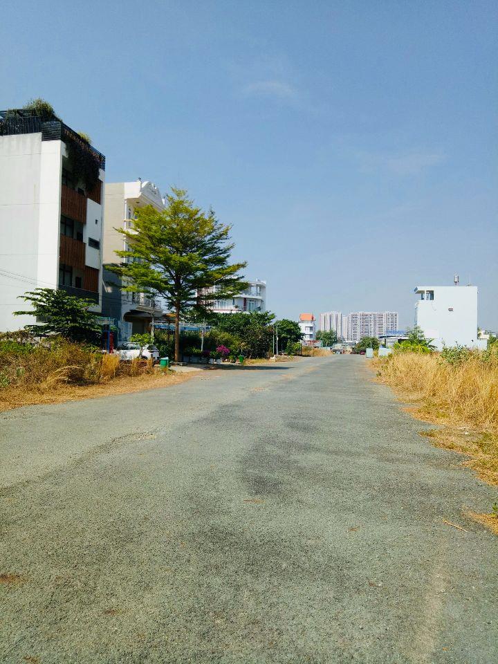 Bán 90m đất kdc Sở Văn Hóa Thông Tin quận 9, sổ đỏ, giá 6.3 tỷ