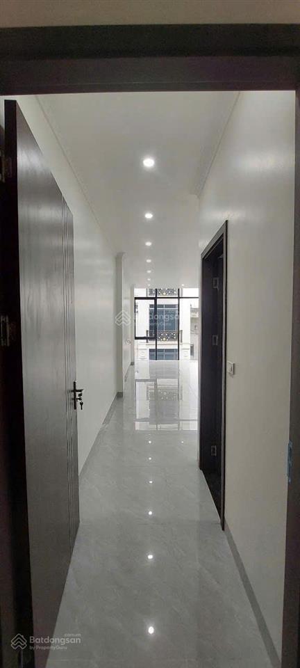Bán tòa nhà văn phòng dịch vụ mậu lương thông sàn gần cienco 5