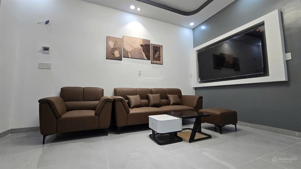 Chủ ngộp cần bán nhà đường 18b, xã bình chánh, hcm