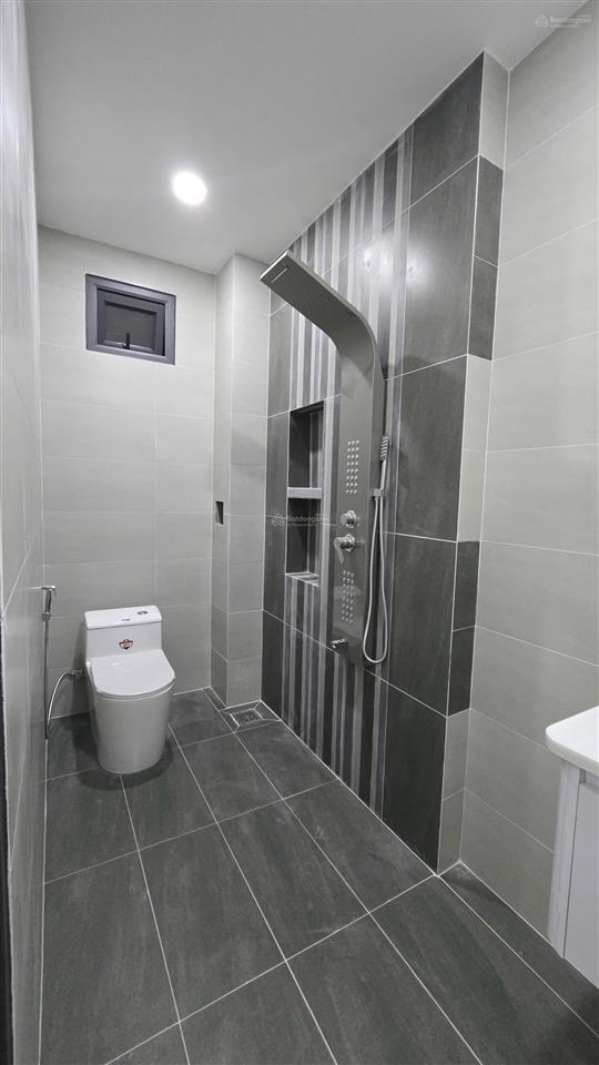 Chủ ngộp cần bán nhà đường 18b, xã bình chánh, hcm