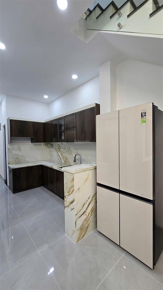 Chủ ngộp cần bán nhà đường 18b, xã bình chánh, hcm