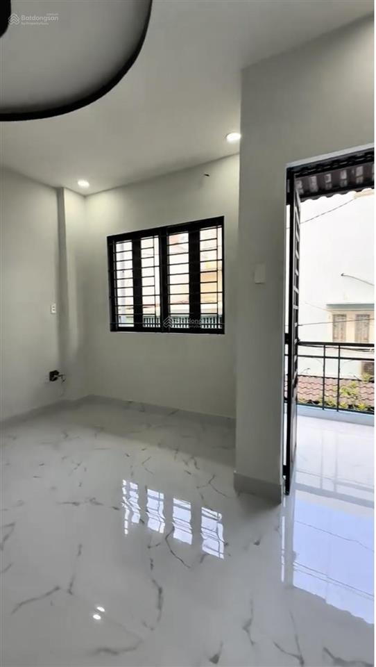 Trả trước 500 triệu công chứng, nhà hiện đang cho thuê tháng 10 triệu, giá 1 tỷ 750, nhà shr