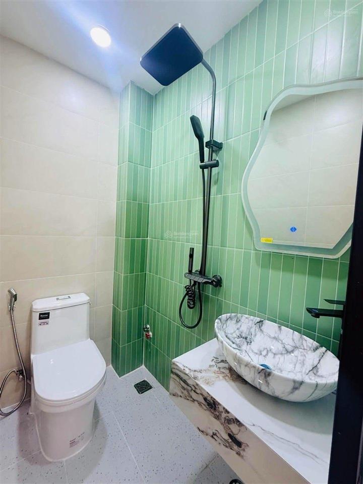 Nhà quang trung gò vấp chỉ 2,3 tỷ 1 trệt 2 lầu hẻm ô tô thông vị trí đẹp