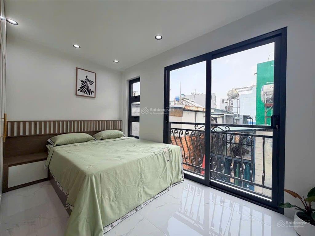 Khu phan xích long phú nhuận  nhà mới xây 5 tầng  40m2  5pn  ngang 5m  chỉ nhỉnh 9 tỷ