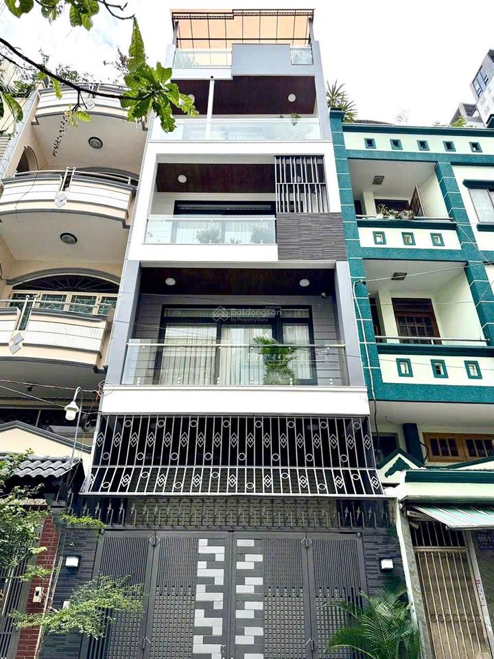 Cho thuê nhà hẻm xe hơi 666 đường 3/2 hầm, thang máy full nội thất giá 50 triệu