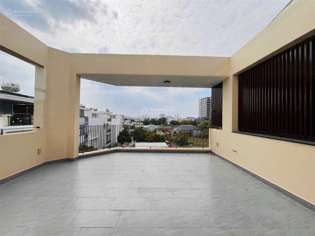 Cho thuê nhà hẻm xe hơi góc 2 mặt tiền 174a đặng văn ngữ  ngang 6m  có thang máy, pccc đầy đủ