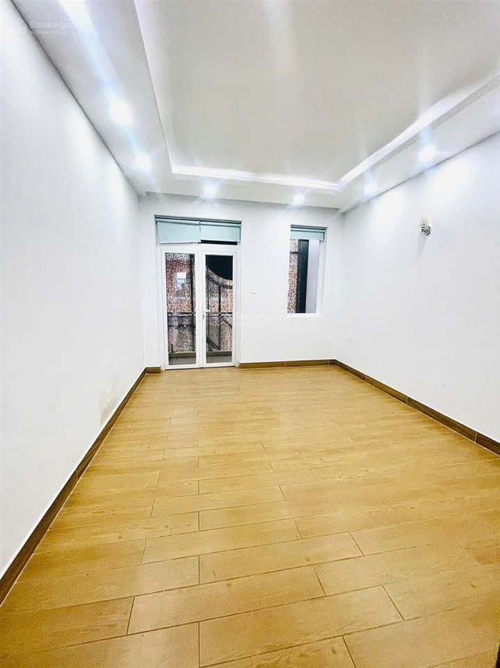 Siêu phẩm mặt tiền đường số 1 cư xá đô thành, phường bàn cờ  có thang máy  giá 45 triệu