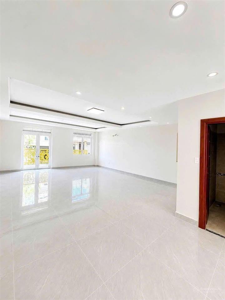 Cho thuê nhà hẻm xe hơi 436a đường 3/2 ngang 7m  1 trệt 5 lầu  thang máy  giá 55 triệu