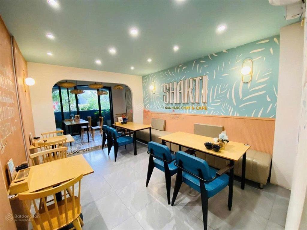 Cho thuê nhà 81 phan xích long, phú nhuận  thang máy  giá 58tr