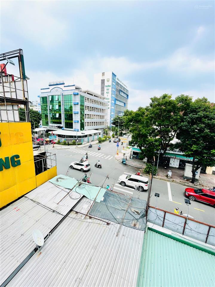 Cho thuê nhà thành thái, p.14, quận 10  5x20m  1 trệt 2 lầu  giá 50 triệu