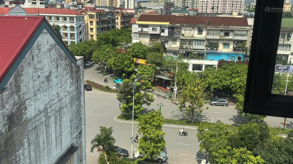 Bán nhà riêng 8 tầng tại nguyễn văn huyên, 2 mặt tiền giá 1x tỷ