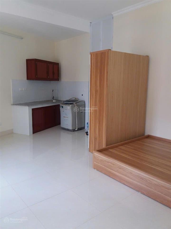 Cho thuê căn hộ chung cư mini ngõ 02 hoàng quốc việt, nghĩa đô, 30m², giá chỉ 4 triệu/tháng